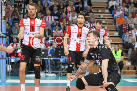  31.03.2016 RZESZOW<br />SIATKOWKA PLUSLIGA 2015/2016 MEN VOLLEYBALL POLAND POLISH PLUS LIGA LEAGUE SEASON 2015/2016<br />MECZ ASSECO RESOVIA RZESZOW - MKS BEDZIN <br />N/Z KRZYSZTOF IGNACZAK RUSSELL HOLMES FABIAN DRZYZGA RADOSC EMOCJE <br /> 