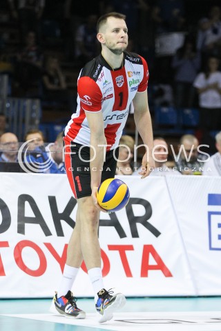  31.03.2016 RZESZOW<br />SIATKOWKA PLUSLIGA 2015/2016 MEN VOLLEYBALL POLAND POLISH PLUS LIGA LEAGUE SEASON 2015/2016<br />MECZ ASSECO RESOVIA RZESZOW - MKS BEDZIN <br />N/Z BARTOSZ KUREK SYLWETKA <br /> 