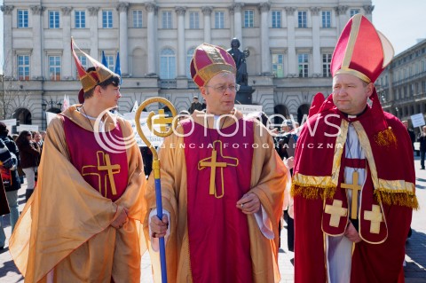  02.04.2016 WARSZAWA <br /> MARSZ ATEISTOW W ROCZNICE WYROKU SMIERCI NA KAZIMIERZU LYSZCZYNSKIM <br /> N/Z ARCYBISKUP<br />  