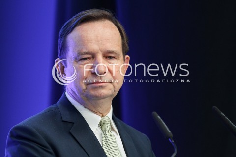  06.04.2016 RZESZOW<br />OTWARCIE NOWOCZESNEGO CENTRUM BADAWCZO-ROZWOJOWEGO W PRATT & WHITNEY RZESZOW ( DAWNIEJ WSK - PZL RZESZOW ) GDZIE PRODUKOWANE SA SILNIKI LOTNICZE M.IN. DO SAMOLOTOW BOEING 787 DREAMLINER <br />N/Z WLADYSLAW ORTYL - MARSZALEK WOJEWODZTWA PODKARPACKIEGO<br /> 