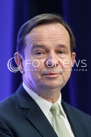  06.04.2016 RZESZOW<br />OTWARCIE NOWOCZESNEGO CENTRUM BADAWCZO-ROZWOJOWEGO W PRATT & WHITNEY RZESZOW ( DAWNIEJ WSK - PZL RZESZOW ) GDZIE PRODUKOWANE SA SILNIKI LOTNICZE M.IN. DO SAMOLOTOW BOEING 787 DREAMLINER <br />N/Z WLADYSLAW ORTYL - MARSZALEK WOJEWODZTWA PODKARPACKIEGO<br /> 