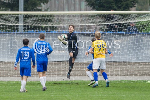  09.04.2016 RZESZOW <br />PILKA NOZNA III LIGA LUBELSKO - PODKARPACKA SEZON 2015/2016 <br />MECZ STAL RZESZOW - MOTOR LUBLIN <br />N/Z DAWID KASZUBA OBRONA<br /> 