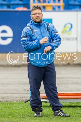  09.04.2016 RZESZOW <br />PILKA NOZNA III LIGA LUBELSKO - PODKARPACKA SEZON 2015/2016 <br />MECZ STAL RZESZOW - MOTOR LUBLIN <br />N/Z MARCIN WOLOWIEC - I TRENER ( HEAD COACH ) SYLWETKA <br /> 