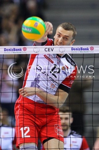  16.04.2016 KRAKOW <br />SIATKOWKA MEZCZYZN LIGA MISTRZOW FINAL FOUR 2016 CHAMPIONS LEAGUE <br />2016 CEV DenizBank Volleyball Men Champions League Final Four season 2015/2016<br />MECZ POLFINALOWY Semifinal match <br />MECZ ASSECO RESOVIA RZESZOW - ZENIT KAZAN <br />N/Z LUKASZ PERLOWSKI SYLWETKA ATAK<br /> 