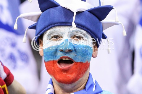  16.04.2016 KRAKOW <br />SIATKOWKA MEZCZYZN LIGA MISTRZOW FINAL FOUR 2016 CHAMPIONS LEAGUE <br />2016 CEV DenizBank Volleyball Men Champions League Final Four season 2015/2016<br />MECZ POLFINALOWY Semifinal match <br />MECZ ASSECO RESOVIA RZESZOW - ZENIT KAZAN <br />N/Z KIBIC ZENITU KAZAN OPRAWA POMALOWANA WYMALOWANA TWARZ BARWY ROSJI<br /> 