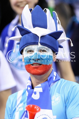  16.04.2016 KRAKOW <br />SIATKOWKA MEZCZYZN LIGA MISTRZOW FINAL FOUR 2016 CHAMPIONS LEAGUE <br />2016 CEV DenizBank Volleyball Men Champions League Final Four season 2015/2016<br />MECZ POLFINALOWY Semifinal match <br />MECZ ASSECO RESOVIA RZESZOW - ZENIT KAZAN <br />N/Z KIBIC ZENITU KAZAN OPRAWA POMALOWANA WYMALOWANA TWARZ BARWY ROSJI<br /> 