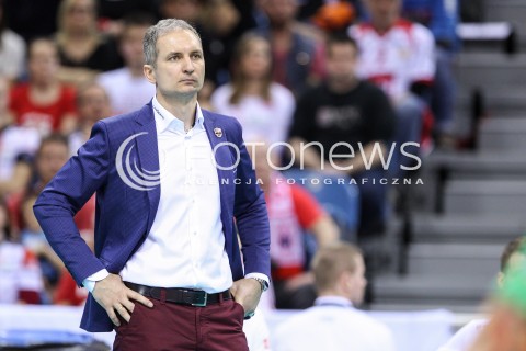  16.04.2016 KRAKOW <br />SIATKOWKA MEZCZYZN LIGA MISTRZOW FINAL FOUR 2016 CHAMPIONS LEAGUE <br />2016 CEV DenizBank Volleyball Men Champions League Final Four season 2015/2016<br />MECZ POLFINALOWY Semifinal match <br />MECZ ASSECO RESOVIA RZESZOW - ZENIT KAZAN <br />N/Z ANDRZEJ KOWAL - I TRENER ( HEAD COACH ) SYLWETKA <br /> 