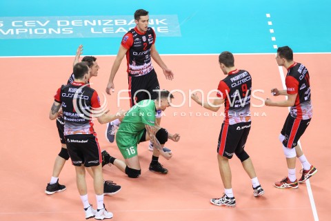  17.04.2016 KRAKOW <br />SIATKOWKA MEZCZYZN LIGA MISTRZOW FINAL FOUR 2016 CHAMPIONS LEAGUE <br />2016 CEV DenizBank Volleyball Men Champions League Final Four season 2015/2016<br />MECZ O 3. MIEJSCE Third place match <br />MECZ ASSECO RESOVIA RZESZOW - CUCINE LUBE CIVITANOVA <br />N/Z THOMAS JAESCHKE DAWID DRYJA DMYTRO PASHYTSKYY ( PASZYCKI ) RADOSC EMOCJE <br /> 