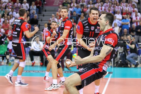  17.04.2016 KRAKOW <br />SIATKOWKA MEZCZYZN LIGA MISTRZOW FINAL FOUR 2016 CHAMPIONS LEAGUE <br />2016 CEV DenizBank Volleyball Men Champions League Final Four season 2015/2016<br />MECZ O 3. MIEJSCE Third place match <br />MECZ ASSECO RESOVIA RZESZOW - CUCINE LUBE CIVITANOVA <br />N/Z FABIAN DRZYZGA DMYTRO PASHYTSKYY ( PASZYCKI ) BARTOSZ KUREK RADOSC EMOCJE <br /> 