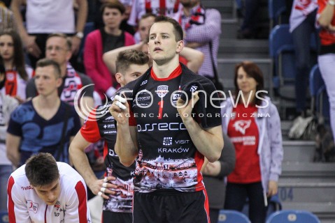 17.04.2016 KRAKOW <br />SIATKOWKA MEZCZYZN LIGA MISTRZOW FINAL FOUR 2016 CHAMPIONS LEAGUE <br />2016 CEV DenizBank Volleyball Men Champions League Final Four season 2015/2016<br />MECZ O 3. MIEJSCE Third place match <br />MECZ ASSECO RESOVIA RZESZOW - CUCINE LUBE CIVITANOVA <br />N/Z BARTOSZ KUREK SMUTEK PORAZKA PRZEGRANA<br /> 