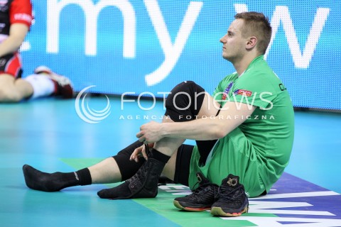  17.04.2016 KRAKOW <br />SIATKOWKA MEZCZYZN LIGA MISTRZOW FINAL FOUR 2016 CHAMPIONS LEAGUE <br />2016 CEV DenizBank Volleyball Men Champions League Final Four season 2015/2016<br />MECZ O 3. MIEJSCE Third place match <br />MECZ ASSECO RESOVIA RZESZOW - CUCINE LUBE CIVITANOVA <br />N/Z DAMIAN WOJTASZEK SMUTEK PORAZKA PRZEGRANA SIATKARZY ASSECO RESOVII - 4 MIEJSCE POZA PODIUM<br /> 