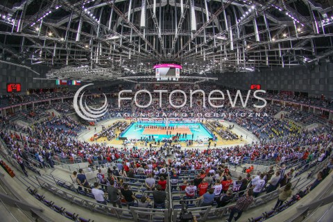  17.04.2016 KRAKOW <br />SIATKOWKA MEZCZYZN LIGA MISTRZOW FINAL FOUR 2016 CHAMPIONS LEAGUE <br />2016 CEV DenizBank Volleyball Men Champions League Final Four season 2015/2016<br />MECZ O 3. MIEJSCE Third place match <br />MECZ ASSECO RESOVIA RZESZOW - CUCINE LUBE CIVITANOVA <br />N/Z HALA TAURON ARENA KIBICE WIDOK VIEW TRYBUNY BOISKO PANORAMA <br /> 