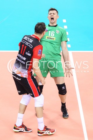  17.04.2016 KRAKOW <br />SIATKOWKA MEZCZYZN LIGA MISTRZOW FINAL FOUR 2016 CHAMPIONS LEAGUE <br />2016 CEV DenizBank Volleyball Men Champions League Final Four season 2015/2016<br />MECZ O 3. MIEJSCE Third place match <br />MECZ ASSECO RESOVIA RZESZOW - CUCINE LUBE CIVITANOVA <br />N/Z KRZYSZTOF IGNACZAK FABIAN DRZYZGA RADOSC EMOCJE <br /> 