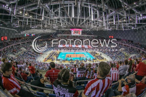 17.04.2016 KRAKOW <br />SIATKOWKA MEZCZYZN LIGA MISTRZOW FINAL FOUR 2016 CHAMPIONS LEAGUE <br />2016 CEV DenizBank Volleyball Men Champions League Final Four season 2015/2016<br />MECZ O 3. MIEJSCE Third place match <br />MECZ ASSECO RESOVIA RZESZOW - CUCINE LUBE CIVITANOVA <br />N/Z HALA TAURON ARENA KIBICE WIDOK VIEW TRYBUNY BOISKO PANORAMA OPRAWA SEKTOROWKA PASIAK SZALIK<br /> 