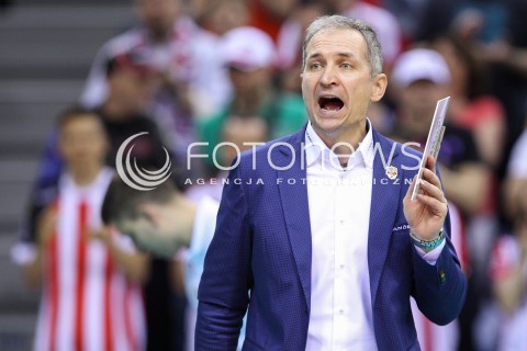  17.04.2016 KRAKOW <br />SIATKOWKA MEZCZYZN LIGA MISTRZOW FINAL FOUR 2016 CHAMPIONS LEAGUE <br />2016 CEV DenizBank Volleyball Men Champions League Final Four season 2015/2016<br />MECZ O 3. MIEJSCE Third place match <br />MECZ ASSECO RESOVIA RZESZOW - CUCINE LUBE CIVITANOVA <br />N/Z ANDRZEJ KOWAL - I TRENER ( HEAD COACH ) SYLWETKA <br /> 