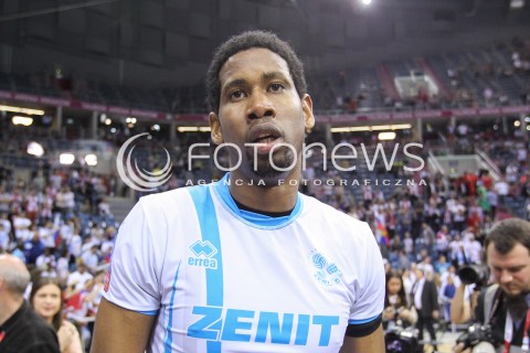  17.04.2016 KRAKOW <br />
SIATKOWKA MEZCZYZN LIGA MISTRZOW FINAL FOUR 2016 CHAMPIONS LEAGUE <br />
2016 CEV DenizBank Volleyball Men Champions League Final Four season 2015/2016<br />
CEREMONIA DEKORACJI DEKORACJA<br />
ZENIT KAZAN MISTRZEM EUROPY<br />
N/Z WILFREDO LEON VENERO SYLWETKA <br />
 