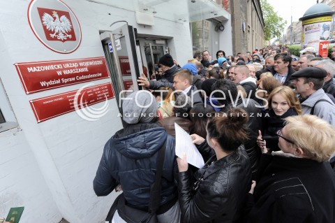  19.04.2016 WARSZAWA <br />CHAOS W URZEDZIE WOJEWODZKIM WYDZIAL SPRAW CUDZOZIEMCOW<br />N/Z PETENCI<br /> 