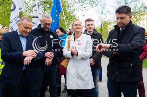  20.04.2016 WARSZAWA<br /> KONFERENCJA LIDEROW OPOZYCJI W SPRAWIE MARSZU 7 MAJA<br /> N/Z GRZEGORZ SCHETYNA MATEUSZ KIJOWSKI BARBARA NOWACKA RYSZARD PETRU<br />  