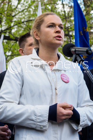  20.04.2016 WARSZAWA<br /> KONFERENCJA LIDEROW OPOZYCJI W SPRAWIE MARSZU 7 MAJA<br /> N/Z BARBARA NOWACKA<br />  