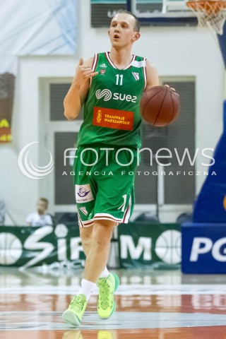  23.04.2016 RZESZOW <br />
KOSZYKOWKA 1 LIGA MEZCZYZN<br />
MECZ MAX ELEKTRO SOKOL LANCUT - LEGIA WARSZAWA <br />
N/Z LUKASZ WILCZEK SYLWETKA <br />
 