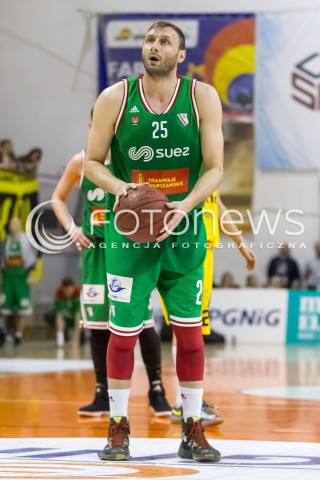  23.04.2016 RZESZOW <br />
KOSZYKOWKA 1 LIGA MEZCZYZN<br />
MECZ MAX ELEKTRO SOKOL LANCUT - LEGIA WARSZAWA <br />
N/Z ADAM LINOWSKI SYLWETKA <br />
 