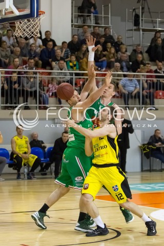  23.04.2016 RZESZOW <br />
KOSZYKOWKA 1 LIGA MEZCZYZN<br />
MECZ MAX ELEKTRO SOKOL LANCUT - LEGIA WARSZAWA <br />
N/Z ADRIAN MROCZEK - TRUSKOWSKI MARCEL WILCZEK CEZARY TRYBANSKI <br />
 