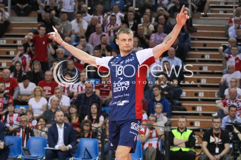  26.04.2016 RZESZOW<br />SIATKOWKA PLUSLIGA 2015/2016 MEN VOLLEYBALL POLAND POLISH PLUS LIGA LEAGUE SEASON 2015/2016 FINAL MATCH - MECZ NR 3<br />MECZ ASSECO RESOVIA RZESZOW - ZAKSA KEDZIERZYN KOZLE<br />N/Z JURIJ GLADYR RADOSC EMOCJE SYLWETKA <br /> 