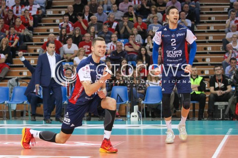  26.04.2016 RZESZOW<br />SIATKOWKA PLUSLIGA 2015/2016 MEN VOLLEYBALL POLAND POLISH PLUS LIGA LEAGUE SEASON 2015/2016 FINAL MATCH - MECZ NR 3<br />MECZ ASSECO RESOVIA RZESZOW - ZAKSA KEDZIERZYN KOZLE<br />N/Z PATRYK CZARNOWSKI KEVIN TILLIE RADOSC EMOCJE <br /> 