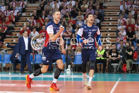  26.04.2016 RZESZOW<br />SIATKOWKA PLUSLIGA 2015/2016 MEN VOLLEYBALL POLAND POLISH PLUS LIGA LEAGUE SEASON 2015/2016 FINAL MATCH - MECZ NR 3<br />MECZ ASSECO RESOVIA RZESZOW - ZAKSA KEDZIERZYN KOZLE<br />N/Z PATRYK CZARNOWSKI KEVIN TILLIE RADOSC EMOCJE <br /> 