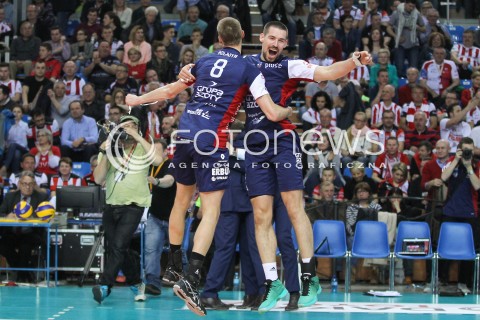  26.04.2016 RZESZOW<br />SIATKOWKA PLUSLIGA 2015/2016 MEN VOLLEYBALL POLAND POLISH PLUS LIGA LEAGUE SEASON 2015/2016 FINAL MATCH - MECZ NR 3<br />MECZ ASSECO RESOVIA RZESZOW - ZAKSA KEDZIERZYN KOZLE<br />ZAKSA KEDZIERZYN KOZLE MISTRZEM POLSKI<br />N/Z DAWID KONARSKI JURIJ GLADYR RADOSC WYGRANA ZWYCIESTWO MISTRZ POLSKI<br /> 