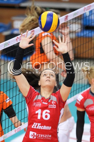  29.04.2016 RZESZOW<br />SIATKOWKA ORLEN LIGA 2015/2016 WOMEN VOLLEYBALL POLAND POLISH ORLENLIGA LEAGUE SEASON 2015/2016<br />MECZ DEVELOPRES SKYRES RZESZOW - KSZO OSTROWIEC <br />N/Z VESELA BONCHEVA SYLWETKA <br /> 