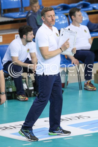  29.04.2016 RZESZOW<br />SIATKOWKA ORLEN LIGA 2015/2016 WOMEN VOLLEYBALL POLAND POLISH ORLENLIGA LEAGUE SEASON 2015/2016<br />MECZ DEVELOPRES SKYRES RZESZOW - KSZO OSTROWIEC <br />N/Z DARIUSZ PARKITNY - I TRENER ( HEAD COACH ) SYLWETKA <br /> 