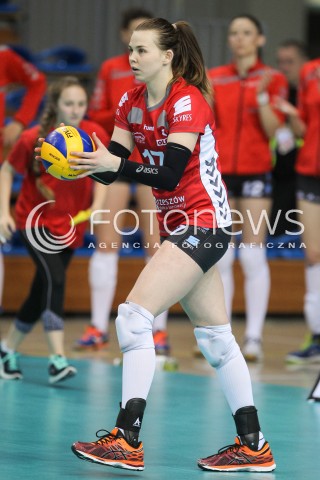  29.04.2016 RZESZOW<br />SIATKOWKA ORLEN LIGA 2015/2016 WOMEN VOLLEYBALL POLAND POLISH ORLENLIGA LEAGUE SEASON 2015/2016<br />MECZ DEVELOPRES SKYRES RZESZOW - KSZO OSTROWIEC <br />N/Z AGATA SKIBA SYLWETKA <br /> 