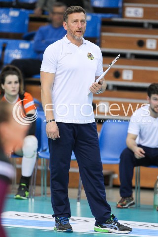  29.04.2016 RZESZOW<br />SIATKOWKA ORLEN LIGA 2015/2016 WOMEN VOLLEYBALL POLAND POLISH ORLENLIGA LEAGUE SEASON 2015/2016<br />MECZ DEVELOPRES SKYRES RZESZOW - KSZO OSTROWIEC <br />N/Z DARIUSZ PARKITNY - I TRENER ( HEAD COACH ) SYLWETKA <br /> 