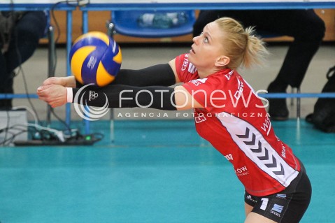  29.04.2016 RZESZOW<br />SIATKOWKA ORLEN LIGA 2015/2016 WOMEN VOLLEYBALL POLAND POLISH ORLENLIGA LEAGUE SEASON 2015/2016<br />MECZ DEVELOPRES SKYRES RZESZOW - KSZO OSTROWIEC <br />N/Z EWA CABAJEWSKA SYLWETKA <br /> 