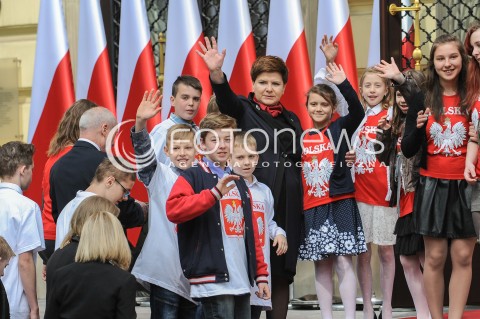Dzień flagi z udziałem Premier Beaty Szydło w Warszawie
