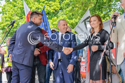  06.05.2016 WARSZAWA <br />KONFERENCJA LIDEROW PARTII OPOZYCYJNYCH I KOD W WARSZAWIE<br />N/Z MATEUSZ KIJOWSKI GRZEGORZ SCHETYNA RYSZARD PETRU PAULINA PIECHNA WIECKIEWICZ<br /> 