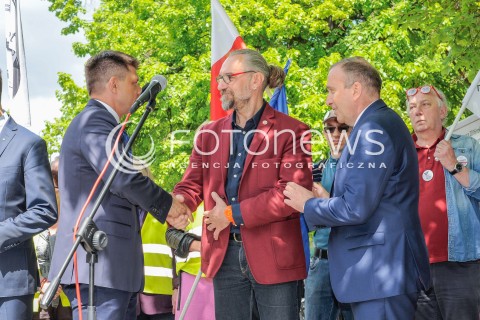  06.05.2016 WARSZAWA <br />KONFERENCJA LIDEROW PARTII OPOZYCYJNYCH I KOD W WARSZAWIE<br />N/Z MATEUSZ KIJOWSKI GRZEGORZ SCHETYNA RYSZARD PETRU<br /> 