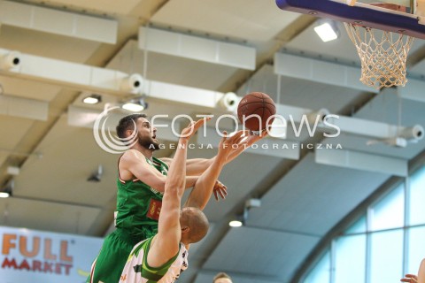  07.05.2016 KROSNO <br />KOSZYKOWKA 1 LIGA MEZCZYZN <br />MECZ FINALOWY O AWANS DO TAURON BASKET LIGI <br />MECZ MIASTO SZKLA KROSNO - LEGIA WARSZAWA <br />N/Z MATEUSZ BIERWAGEN DARIUSZ OCZKOWICZ <br /> 