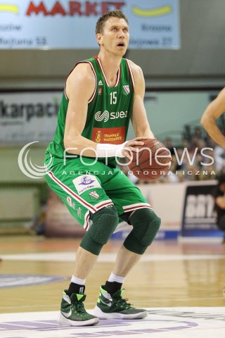  07.05.2016 KROSNO <br />KOSZYKOWKA 1 LIGA MEZCZYZN <br />MECZ FINALOWY O AWANS DO TAURON BASKET LIGI <br />MECZ MIASTO SZKLA KROSNO - LEGIA WARSZAWA <br />N/Z CEZARY TRYBANSKI SYLWETKA <br /> 