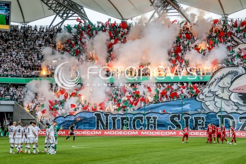 08.05.2016 WARSZAWA PILKA NOZNA <br />FOOTBALL EKSTRAKLASA STADION LEGII<br />MECZ LEGIA WARSZAWA - PIAST GLIWICE<br />N/Z OPRAWA FLARY LEGII WARSZAWA <br /> 