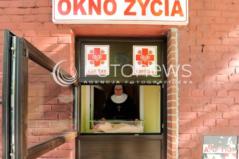  10.05.2016 WARSZAWA <br />OKNO ZYCIA W WARSZAWIE<br />N/Z OKNO ZYCIA<br /> 