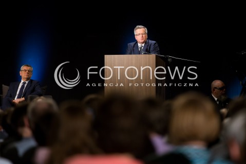  12.05.2016 LODZ<br />
DEBATA KOD Z UDZIALEM BRONISLAWA KOMOROWSKIEGO DEMOKRACJA CZY NIEPODLEGLOSC<br />
N/Z PREZYDENT BRONISLAW KOMOROWSKI<br />
 