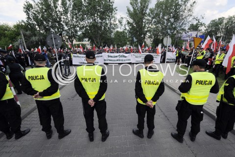  13.05.2016 WARSZAWA<br />PROTEST SLUZBY CELNEJ<br />N/Z UCZESTNICY PROTESTU<br /> 