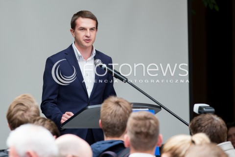  15.05.2016 LODZ <br />POROZMAWIAJMY O LEPSZEJ POLSCE - NOWOCZESNA<br />SPOTKANIE Z RYSZARDEM PETRU W LODZI<br />N/Z ADAM SZLAPKA<br /> 