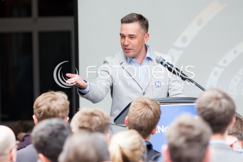  15.05.2016 LODZ <br />POROZMAWIAJMY O LEPSZEJ POLSCE - NOWOCZESNA<br />SPOTKANIE Z RYSZARDEM PETRU W LODZI<br />N/Z ZBIGNIEW GRYGLAS<br /> 