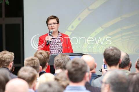  15.05.2016 LODZ <br />POROZMAWIAJMY O LEPSZEJ POLSCE - NOWOCZESNA<br />SPOTKANIE Z RYSZARDEM PETRU W LODZI<br />N/Z KATARZYNA LUBNAUER<br /> 