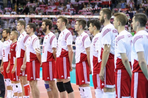  17.05.2016 KRAKOW (TAURON ARENA) <br />XIV MEMORIAL HUBERTA JERZEGO WAGNERA <br />MECZ POLSKA - BULGARIA ( MATCH POLAND - BULGARIA ) <br />N/Z REPREZENTACJA POLSKI PODCZAS MAZURKA ZESPOL TEAM DRUZYNA<br /> 
