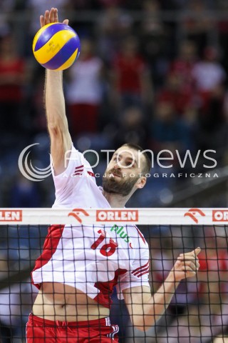  17.05.2016 KRAKOW (TAURON ARENA) <br />XIV MEMORIAL HUBERTA JERZEGO WAGNERA <br />MECZ POLSKA - BULGARIA ( MATCH POLAND - BULGARIA ) <br />N/Z MARCIN MOZDZONEK SYLWETKA ATAK<br /> 