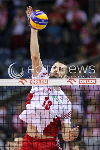  17.05.2016 KRAKOW (TAURON ARENA) <br />XIV MEMORIAL HUBERTA JERZEGO WAGNERA <br />MECZ POLSKA - BULGARIA ( MATCH POLAND - BULGARIA ) <br />N/Z MARCIN MOZDZONEK SYLWETKA ATAK<br /> 